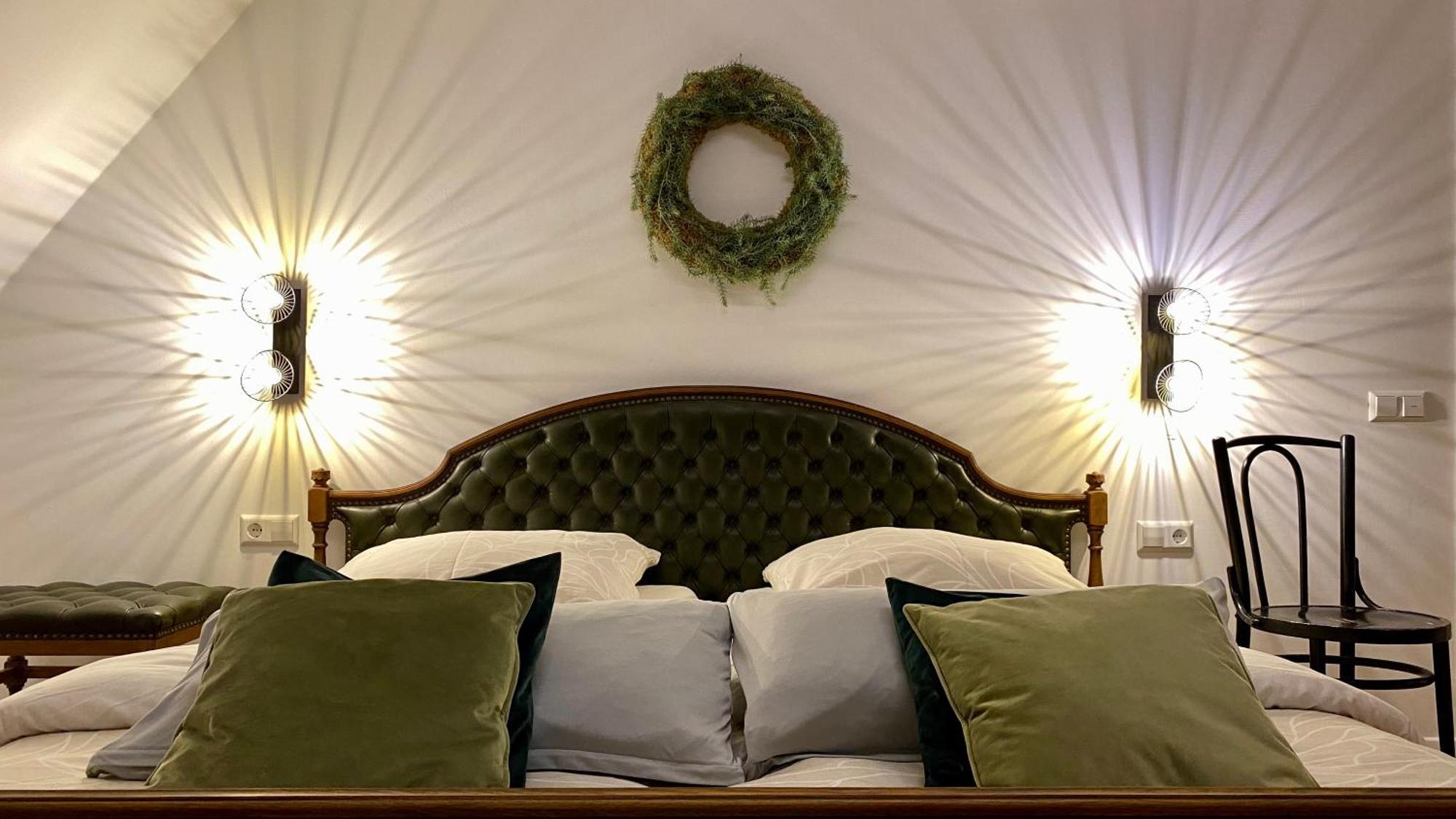 Sonnenhof 1737 - Ferienzimmer & Apartments Barbelroth Exteriér fotografie